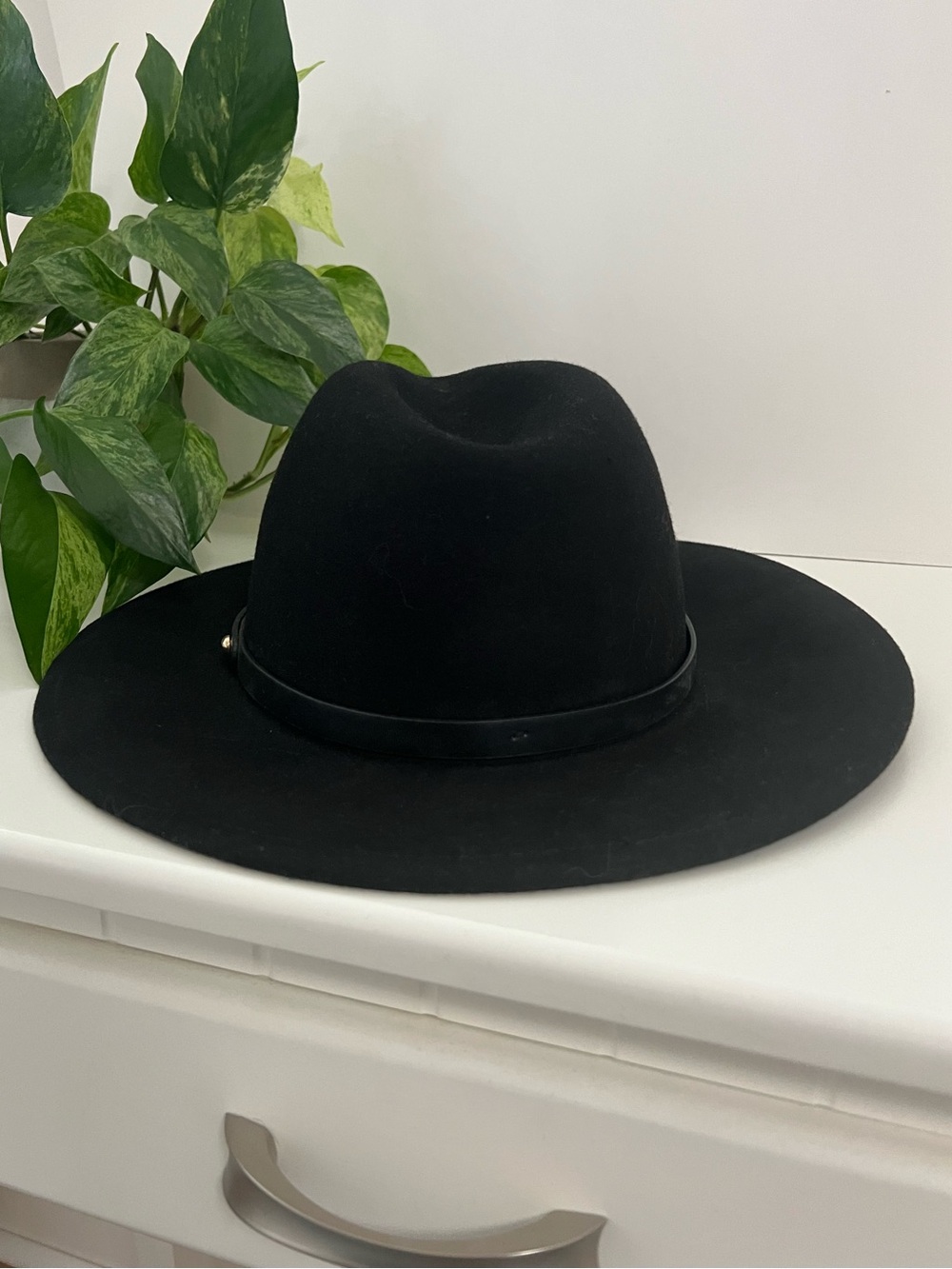 100% Wool Straight Brim Hat